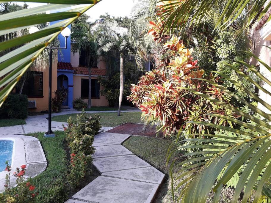 Cozy Townhouse In Great Location Apartment แคนคูน ภายนอก รูปภาพ